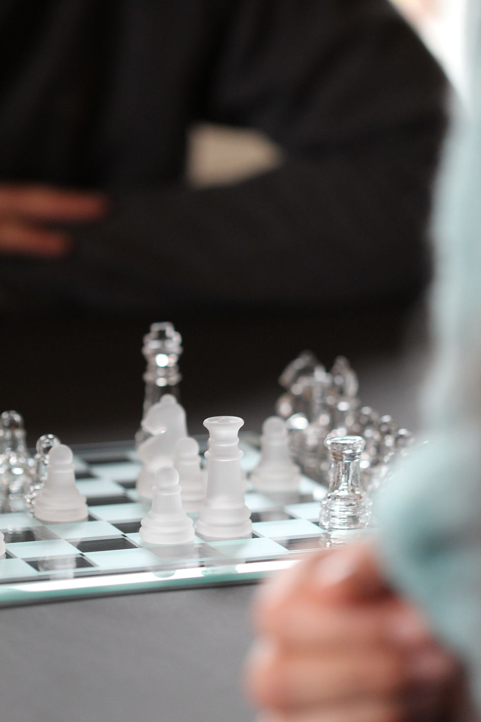 THE STRATEGIC ADVANTAGE OF FRACTIONAL EXECUTIVE ROLES IN SMALL BUSINESS & COOS AS YOUR FIRST PLAY