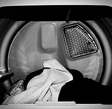 Image by Sana Saidi of laundry machine