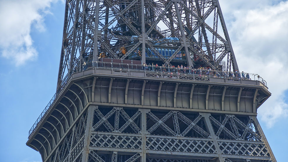 Tour Eiffel ; astuces ; visite ; foule ; éviter ; paris ; capitale ; monument