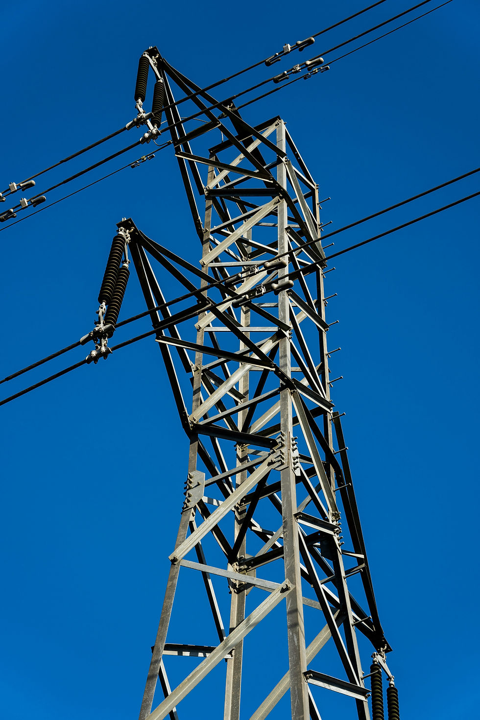 Senator Hontiveros: ₱14B Meralco refund 'loose change compared to what consumers truly deserve'