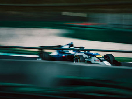 📉 Van achteraan starten naar pole position: Waarom oude systemen je tegenhouden 🏎️