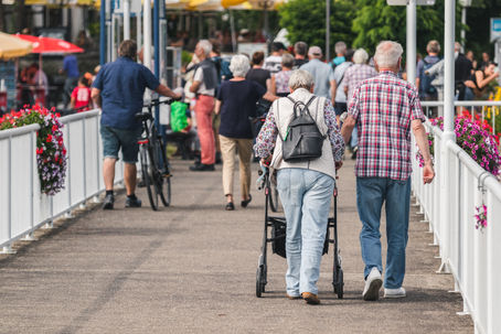 Sanfter Schlaf ohne Druck: Wie Menschen mit besonderen Bedürfnissen endlich natur-weich ruhen