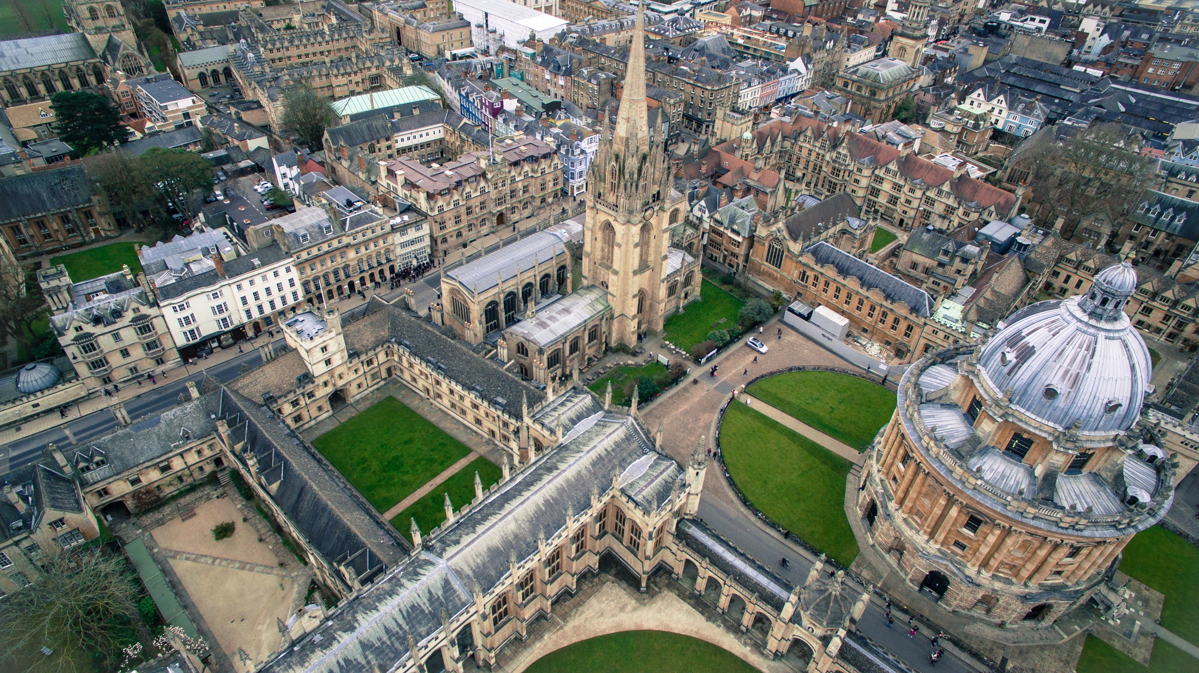 Oxford statue arguments