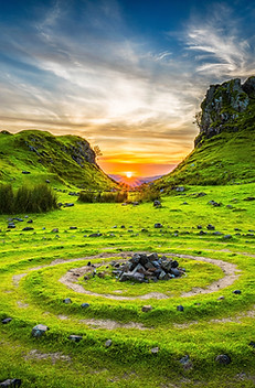 Image by Robert Lukeman
