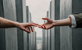 Image by Toa Heftiba