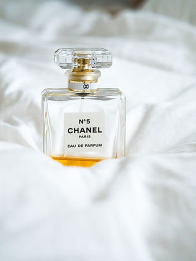Image by Laura Chouette
