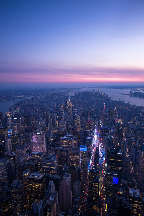 Image by Roberto Nickson