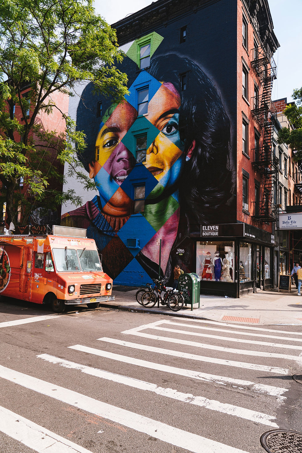 dessin pop art Mikael Jackson sur façade