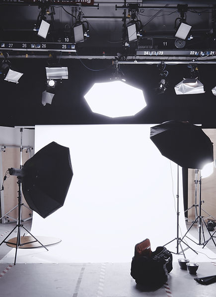 Image by Alexander Dummer