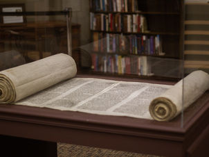 Could the Laws Given to Moses by G-d at Mt. Sinai Be Just a Copy of the Laws of Hammurabi?