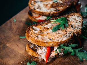 Sandwich Tuesday: Roastbeef-Sandwich mit Antipasti-Creme – für 2 Portionen