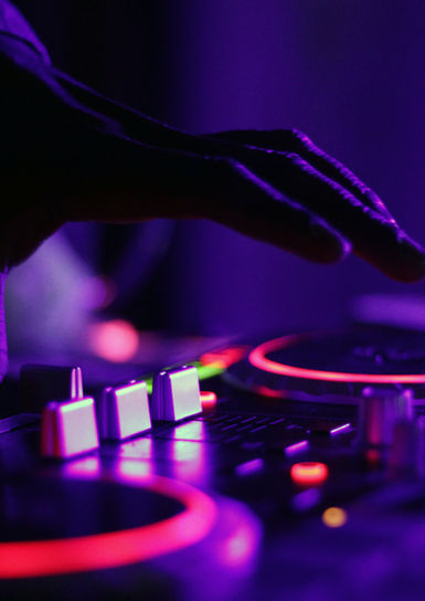 Image by Marcela Laskoski