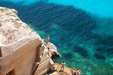 Visita Favignana e Levanzo in autonomia con trasferimento da Trapani in barca