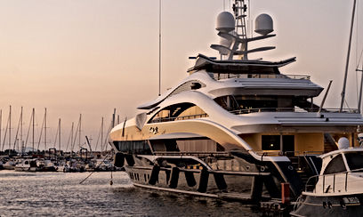 Caribbean Fuels supplies the finest marine fuels and lubricant oils throughout the Caribbean Region.