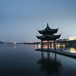 Image by Alessio Lin