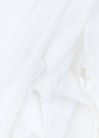 calm white background representing safe space for eating disorder recovery