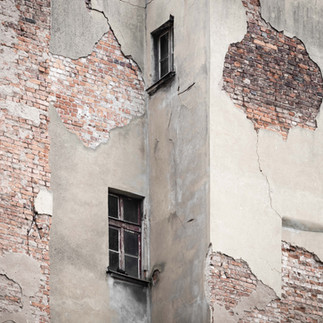 Defekte Fassade, Fassadenabplatzungen