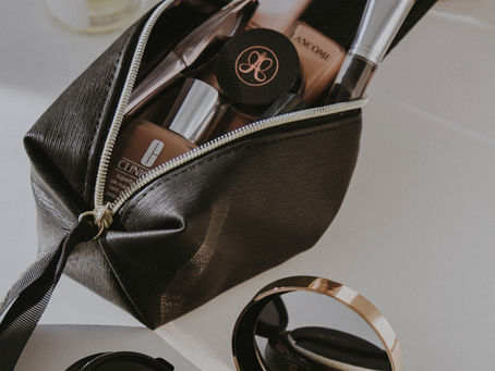Wat heb jij allemaal in je tas zitten? Dit zijn de must haves!