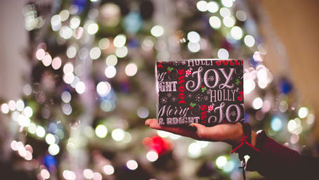 Four Types of Holiday Gift Guides
