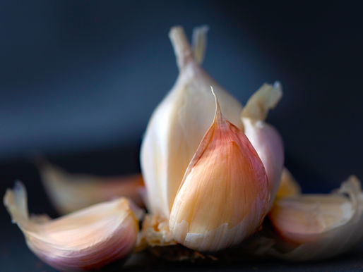 11 Proven Health Benefits of Garlic