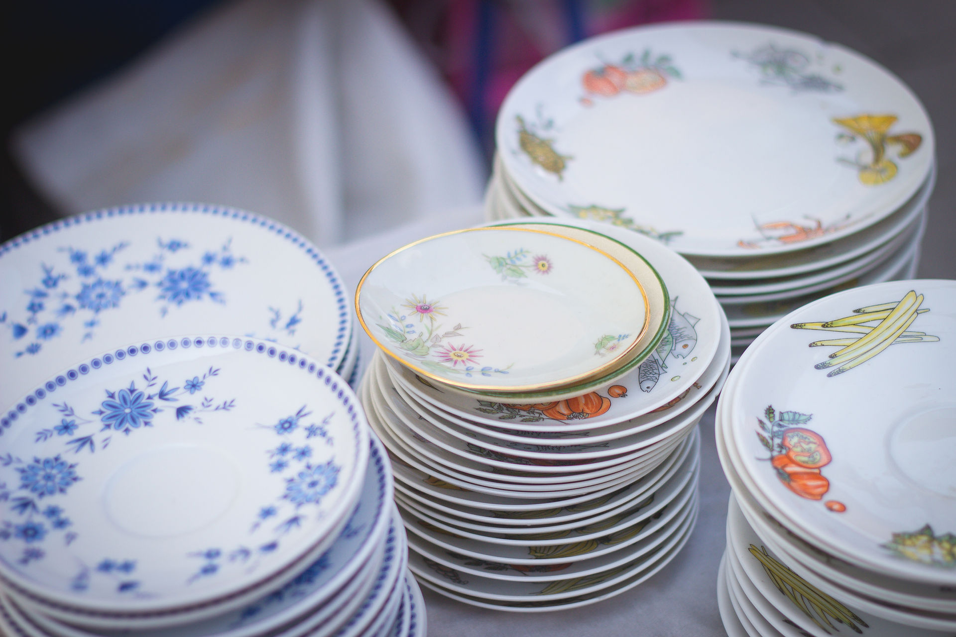 Organizing, Decluttering, and Moving at Real T Simplistic