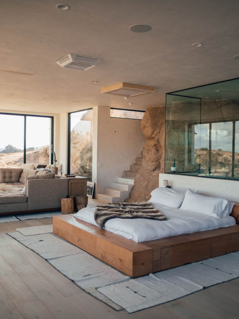 Floral Decor Ideas from the Emirates for a Stylish Home and Patio