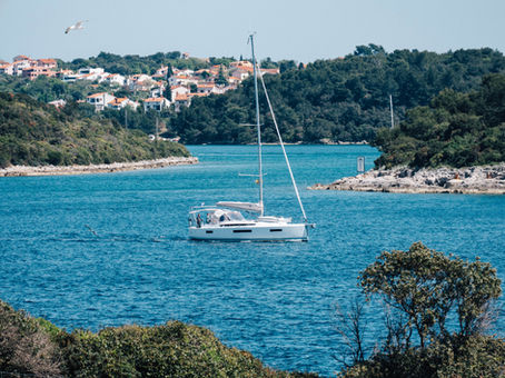 Deutschsprachiges Yoga Retreat Kroatien, Sailing Home Yoga Retreat, 12.-19.06.2027, Kroatien, Elisabeth Lorbeer, www.ohanayogastudio.de