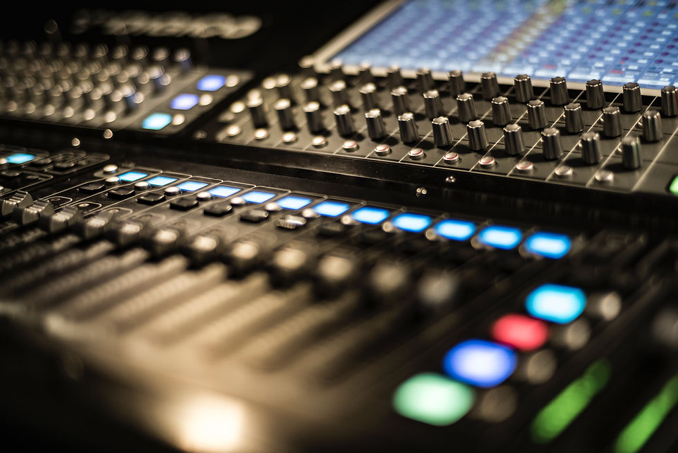 mastering engineer
