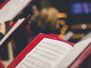 Sing mit! Weihnachtssingen auf dem Marktplatz Oerlikon und dem Oerliker Weihnachtsmarkt