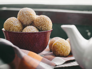 Authentic Magic of Sesame Balls: Gato Zinzli
