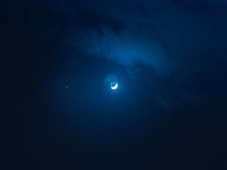 Image by Luca Bravo