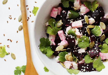 Green salad and red fruits