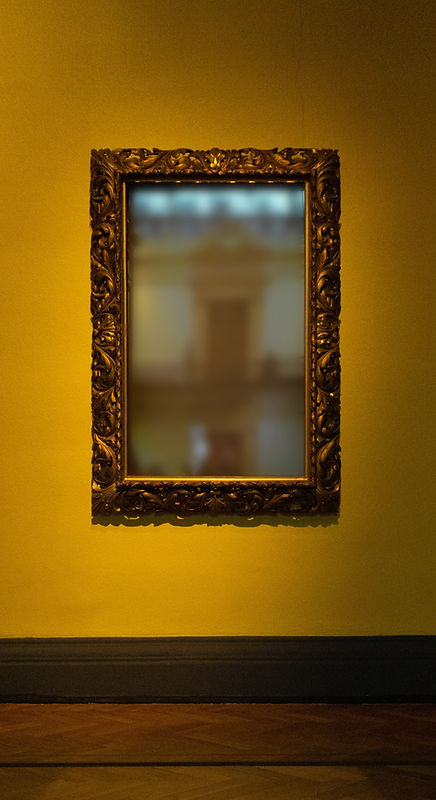 Image by Luis Villasmil