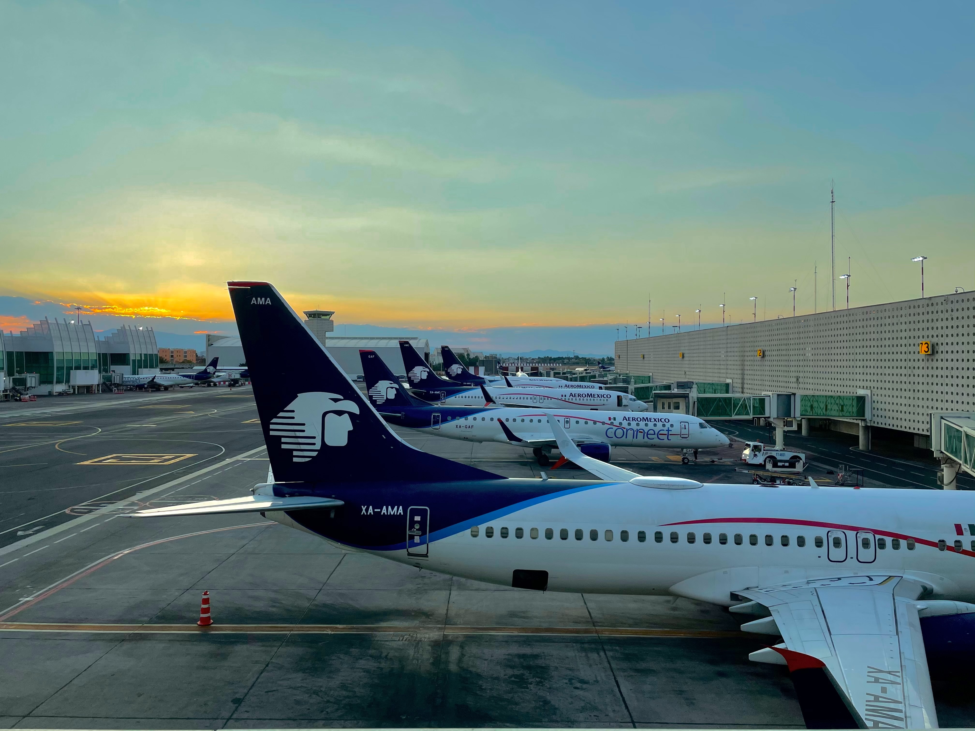 Cancelación de rutas aéreas entre México y Estados Unidos impacta conectividad e imagen del AIFA