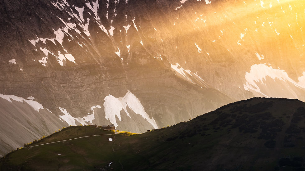 Mountain Scenery Image