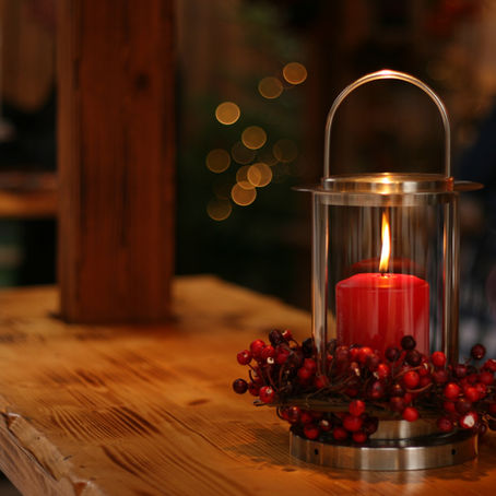 The Benefits of Holiday-Themed Group Activities for Language Learning