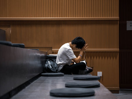 Sophrology and studying: how to manage stress naturally?