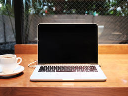 9 Signs That You Need to Replace Your Laptop’s Screen