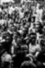 Crowd at vault of glory