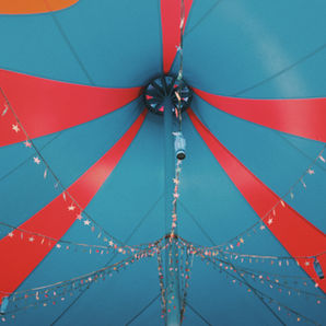 Aulas de circo para bebês e crianças.