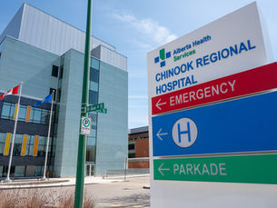 When Time and Risk Are Non-Negotiable: Healthcare Signage Done Right
