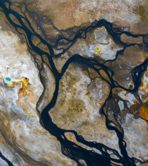Parcours nature et géologie dans le Jura : balade sur le Sentier karstique, déjeuner traditionnel en pleine nature, puis découverte de la Cascade du Moulin du Saut près de Nozeroy.