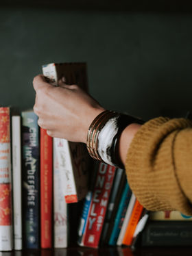 23 Books to Read this 2023 (2023 Reading Challenge)