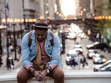 a black man who may go to online grief counseling