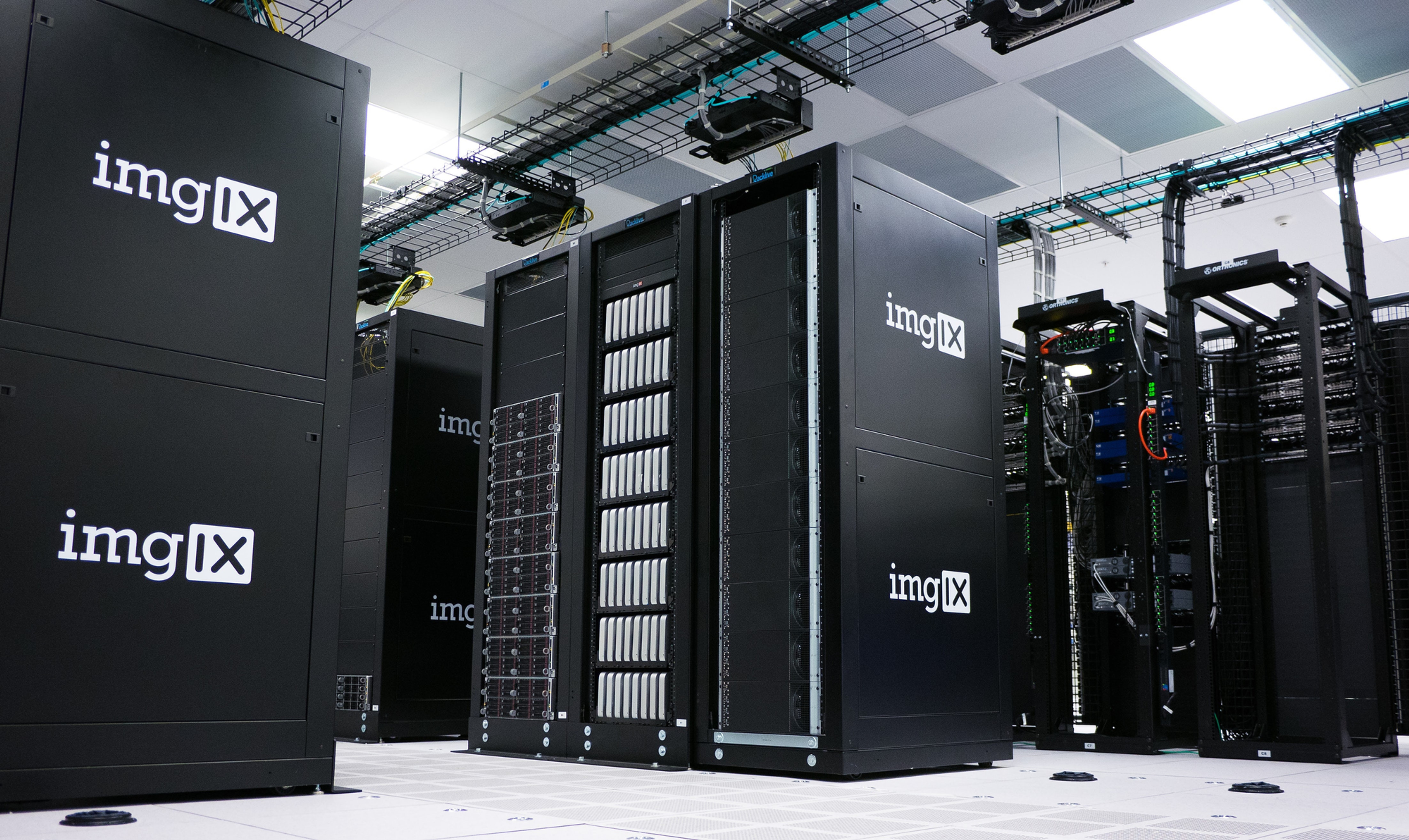 Everything Server The Environmental Impact of AI Services and the Future of Clean Servers