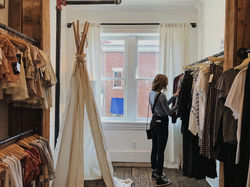 CLOTHING STORES