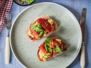 Scrambled eggs 5 ways
