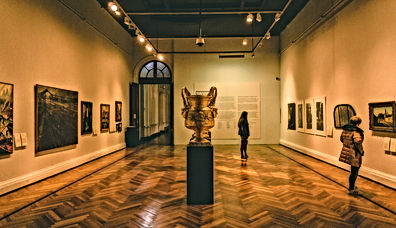 Image by Luis Villasmil