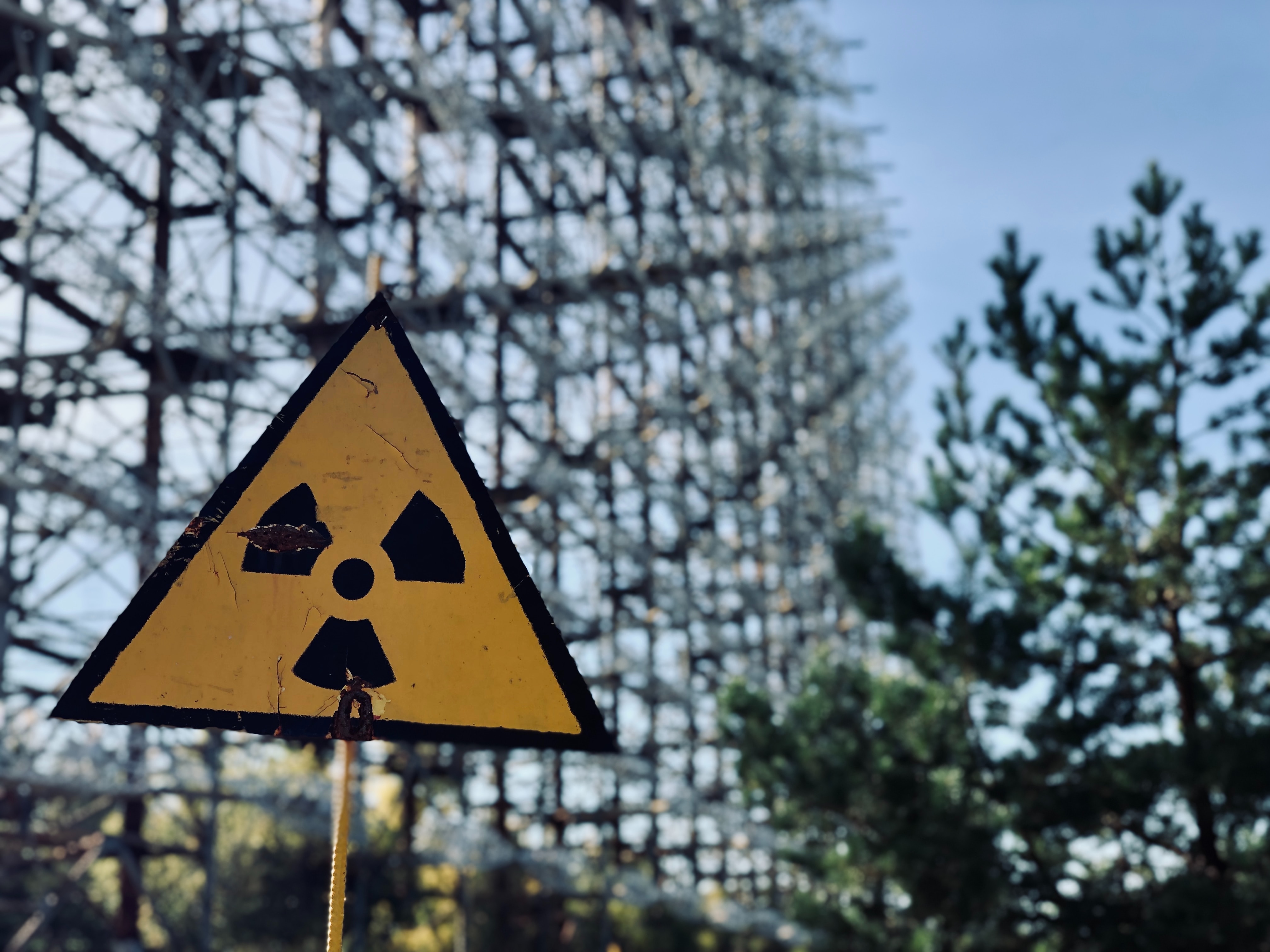EE.UU. planea usar plutonio de bombas nucleares antiguas para alimentar IA
