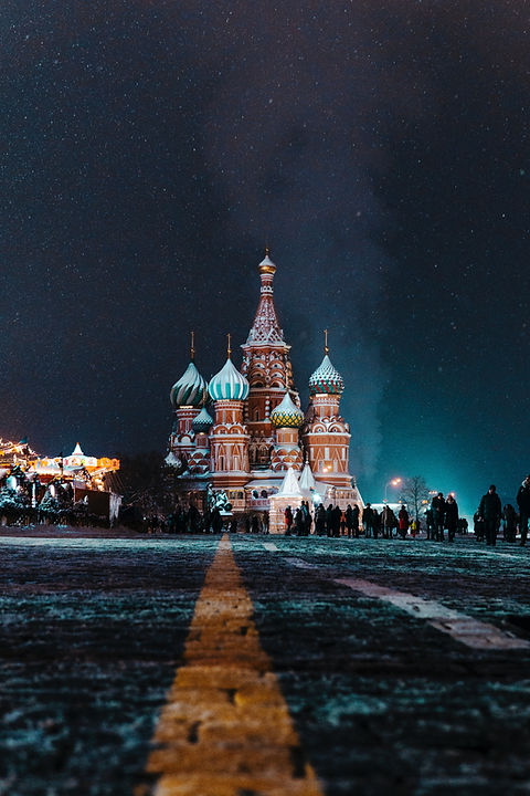 Image by Nikita Karimov